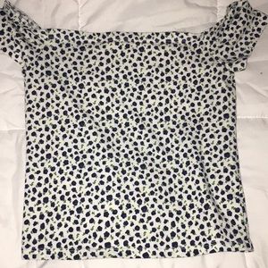 Off the shoulder shirt from pacsun!